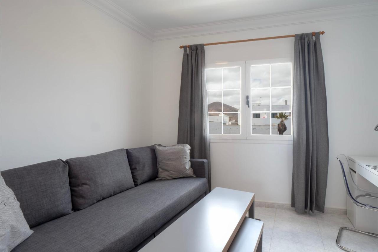 Comfortable&modern apartment next to the Avenida central in Tías Exterior foto